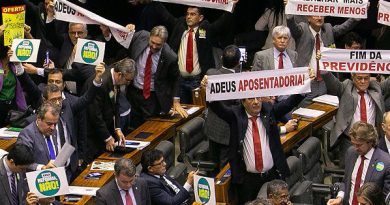 NO CONGRESSO NO CONGRESSO
